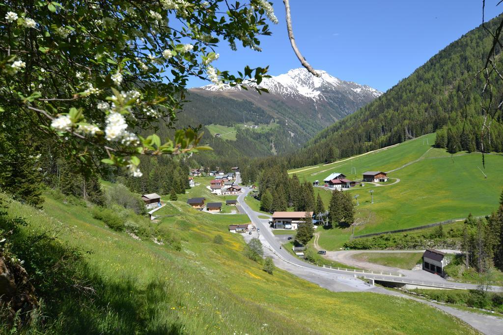 Gasthof Waldesruh Oetz Exterior photo